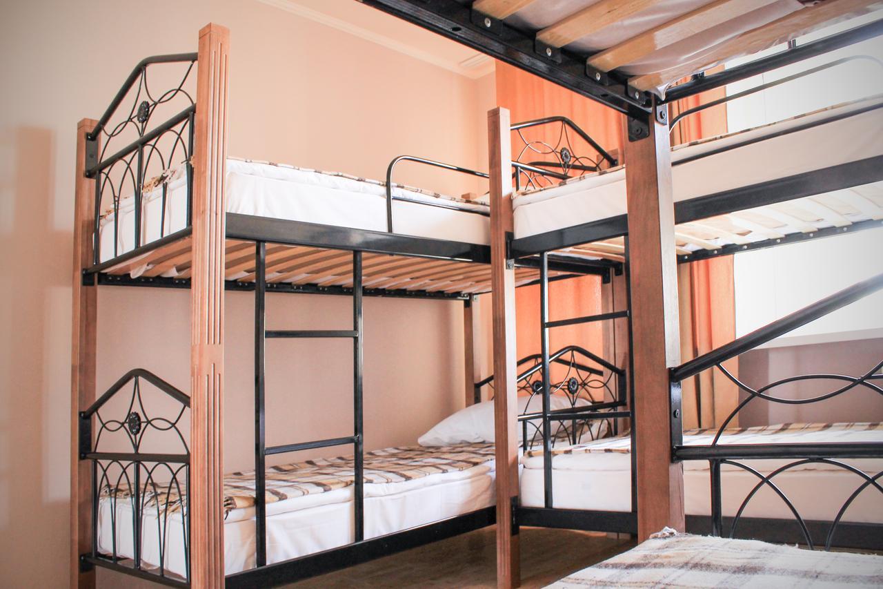 קייב A&S Hostel Minskiy מראה חיצוני תמונה
