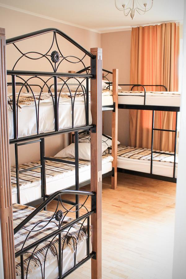 קייב A&S Hostel Minskiy מראה חיצוני תמונה
