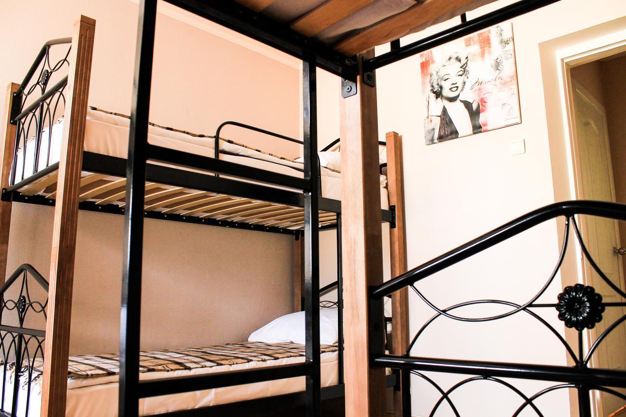 קייב A&S Hostel Minskiy מראה חיצוני תמונה