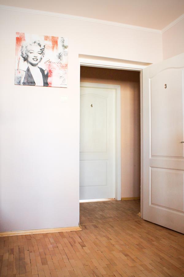 קייב A&S Hostel Minskiy מראה חיצוני תמונה