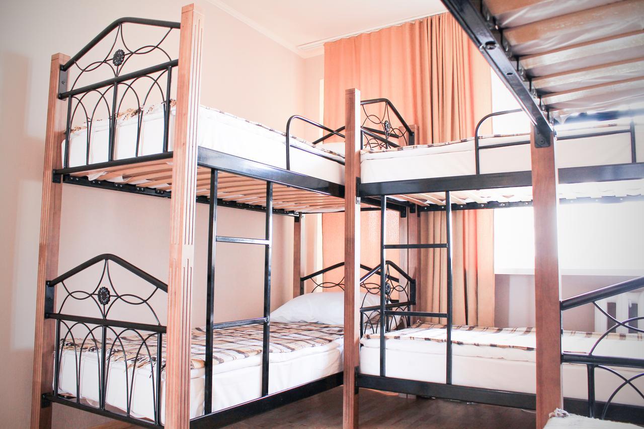 קייב A&S Hostel Minskiy מראה חיצוני תמונה